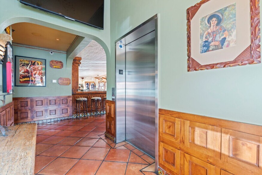 More Photos Of 8791 Lake Blvd, Kings Beach Restaurant For Sale