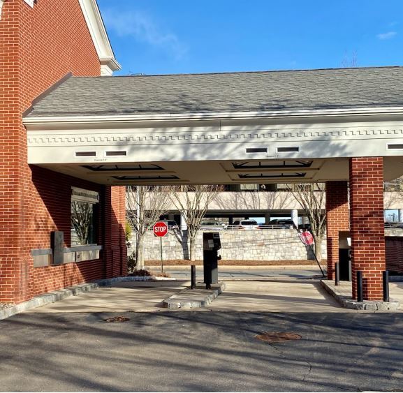 More Photos Of 272 Elm St, New Canaan Freestanding For Lease