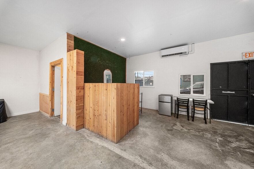 More Photos Of 5254 Alhambra Ave, Los Angeles Distribution For Sale