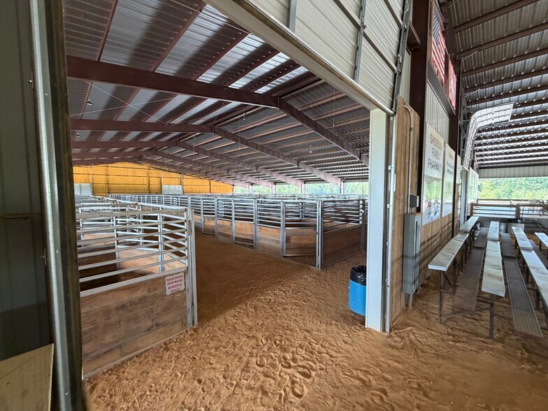 More Photos Of 5690 Sheridan Byp, Sheridan Industrial For Sale