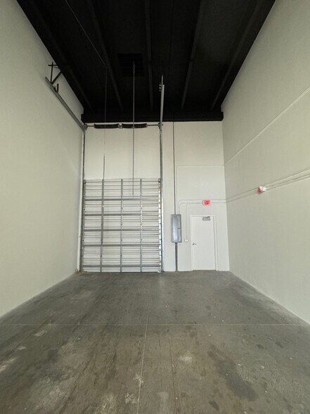 More Photos Of 2755 Vista Pky, West Palm Beach Coworking Space