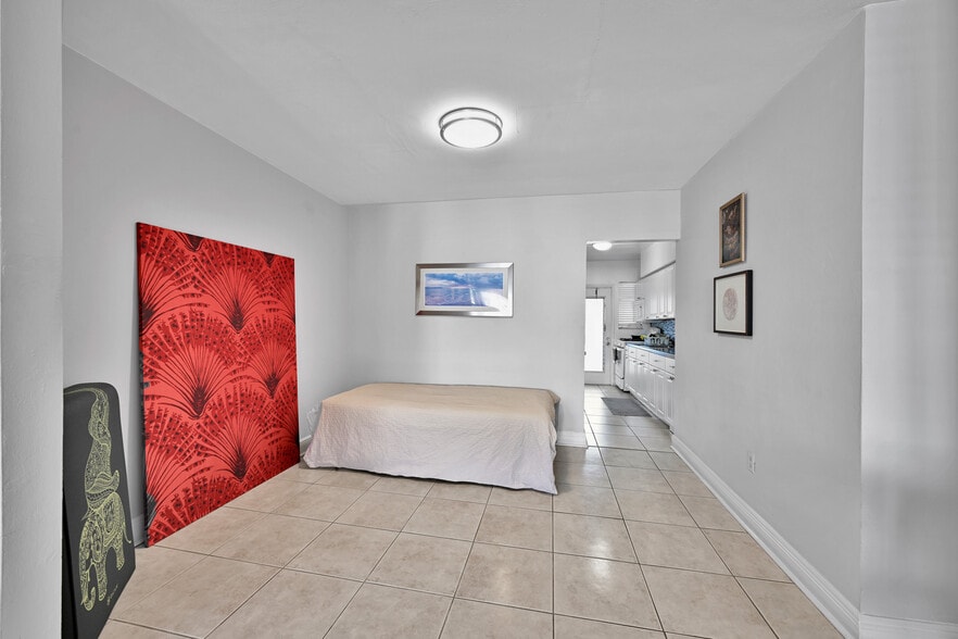 More Photos Of 1240 14th St, Miami Beach Apartments For Sale