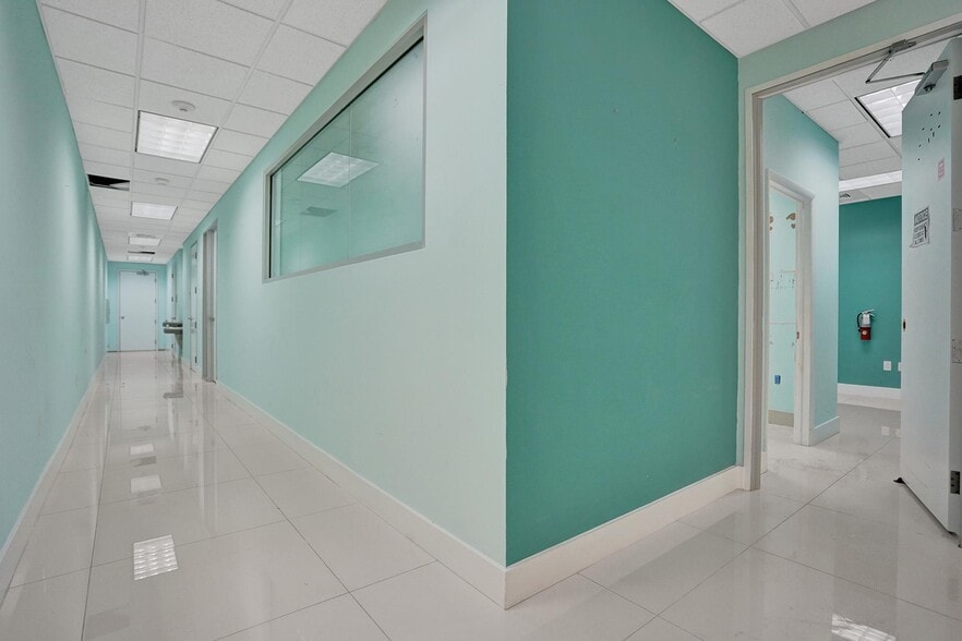 More Photos Of 15620 SW 29th St, Miramar Medical For Sale