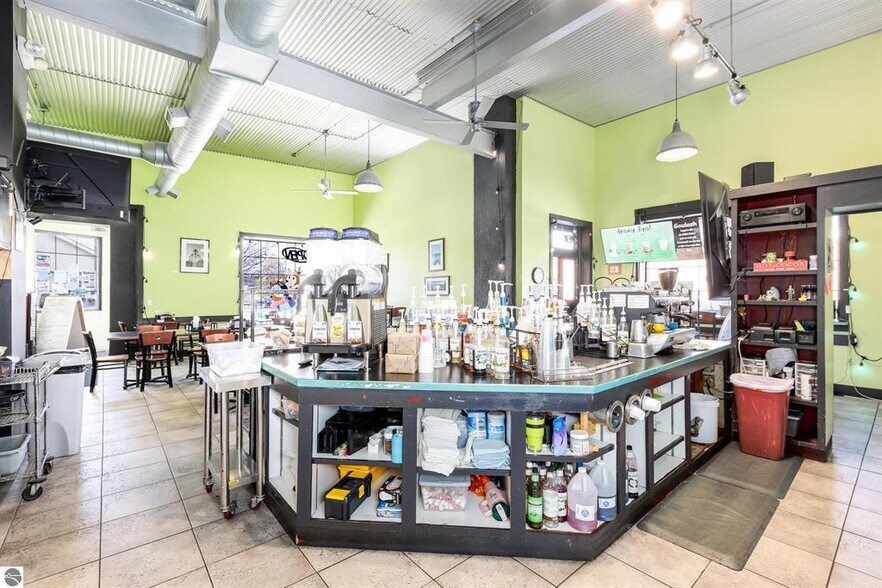 More Photos Of 245 S Benzie Blvd, Beulah Storefront For Sale