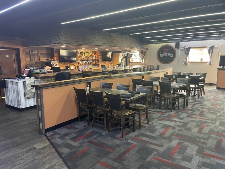 More Photos Of 201 E Main St, Hinton Restaurant For Sale