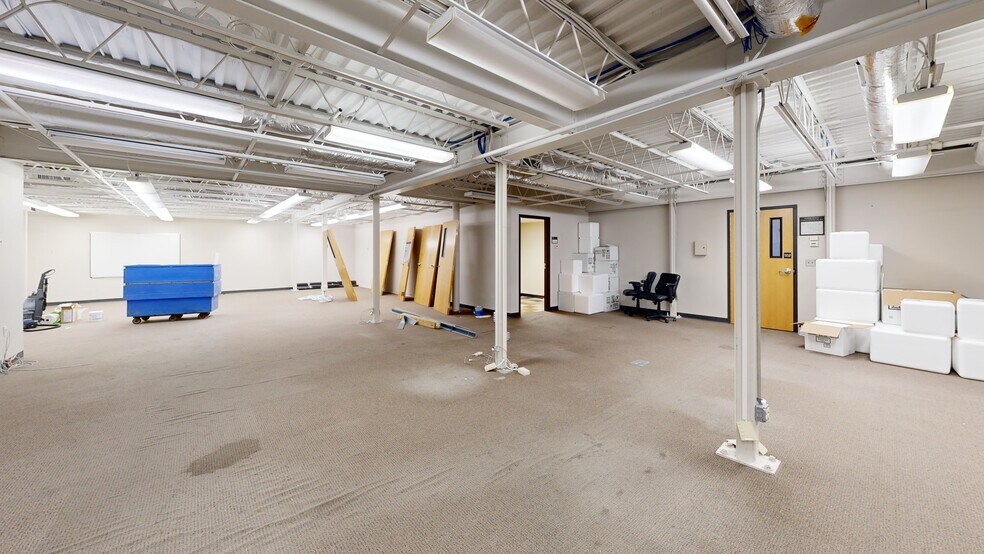 Primary Photo Of 800 S Tillotson Ave, Muncie Medical For Lease