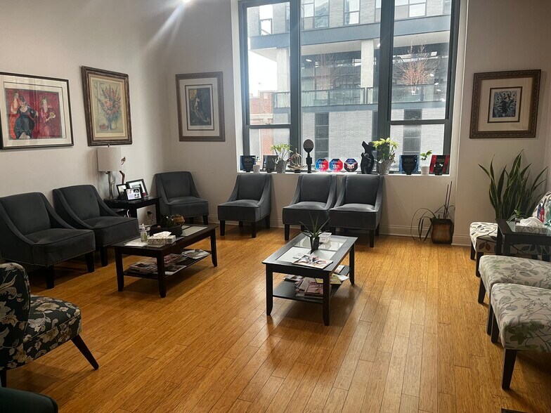 More Photos Of 409 W Huron St, Chicago Loft Creative Space For Lease