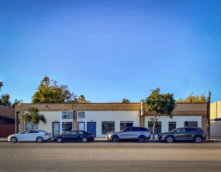 Primary Photo Of 1813-1827 Lincoln Blvd, Venice Storefront For Lease
