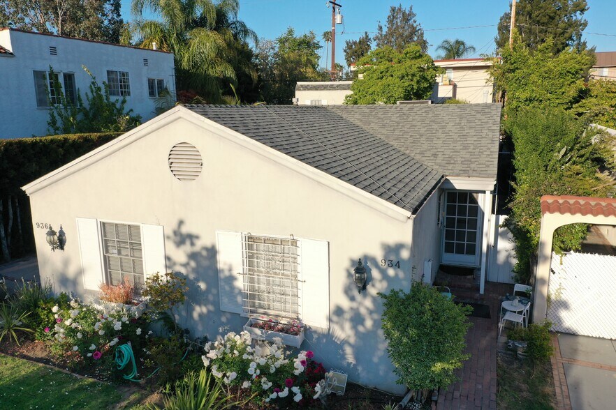 More Photos Of 934 N La Jolla Ave, West Hollywood Apartments For Sale