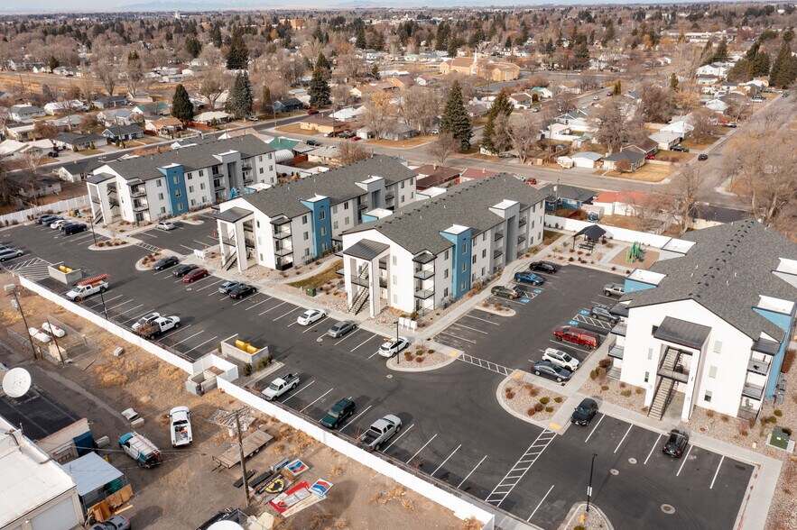 More Photos Of 1590 Bower Dr, Idaho Falls Apartments For Sale