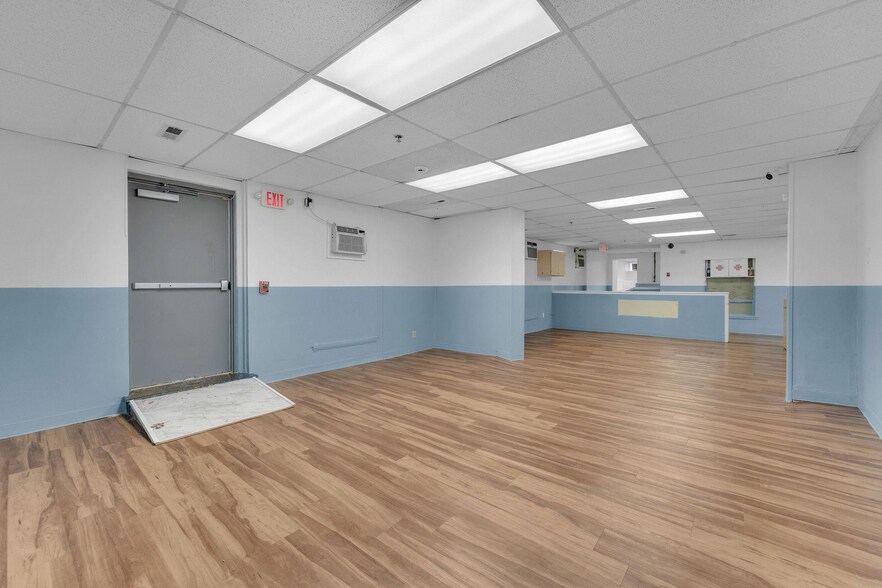 More Photos Of 309 Vine St, Camden Daycare Center For Sale