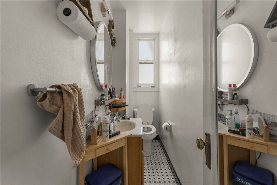 More Photos Of 3967 Sacramento St, San Francisco Apartments For Sale