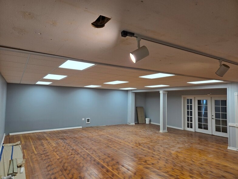 More Photos Of 512 1st St, La Conner Restaurant For Lease