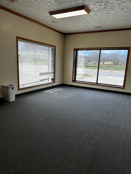 More Photos Of 25935 State Route 7, Marietta Loft Creative Space For Lease