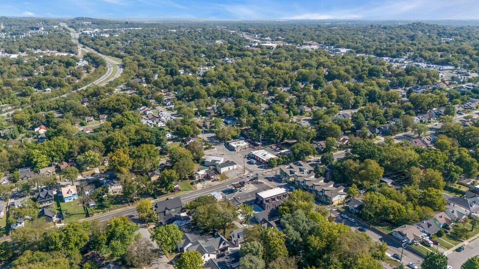 More Photos Of 722 McFerrin Ave, Nashville Restaurant For Lease