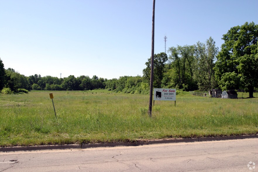 More Photos Of Stadium Dr @ 9th Street and Stadium Dr, Kalamazoo Land For Sale