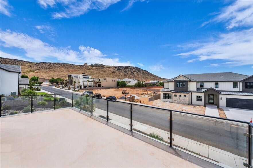 More Photos Of 3366 W 2100 S, Hurricane Multifamily For Sale
