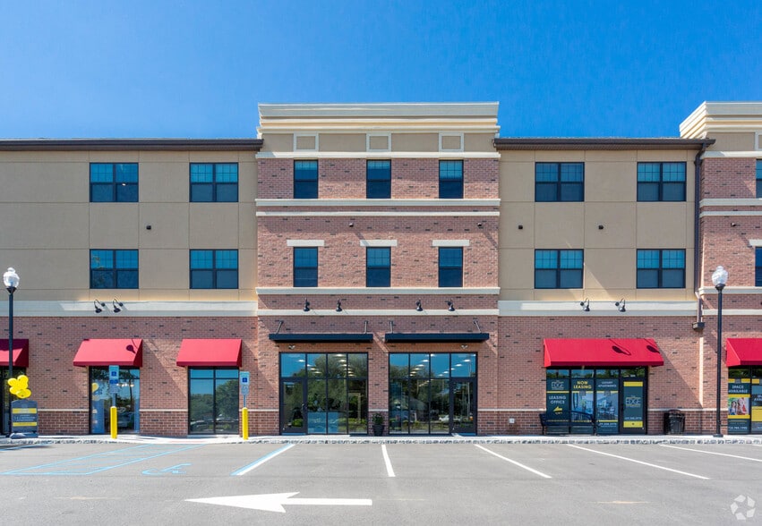 More Photos Of 3300 US Highway 9, Freehold Unknown For Lease