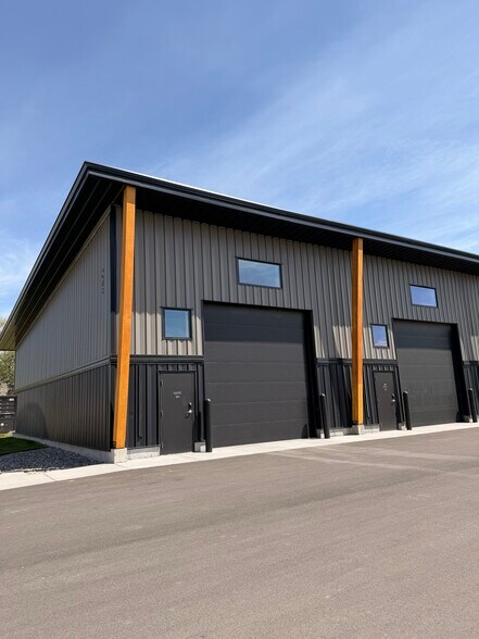 More Photos Of 4962 S 3300 W, Rexburg Light Distribution For Lease