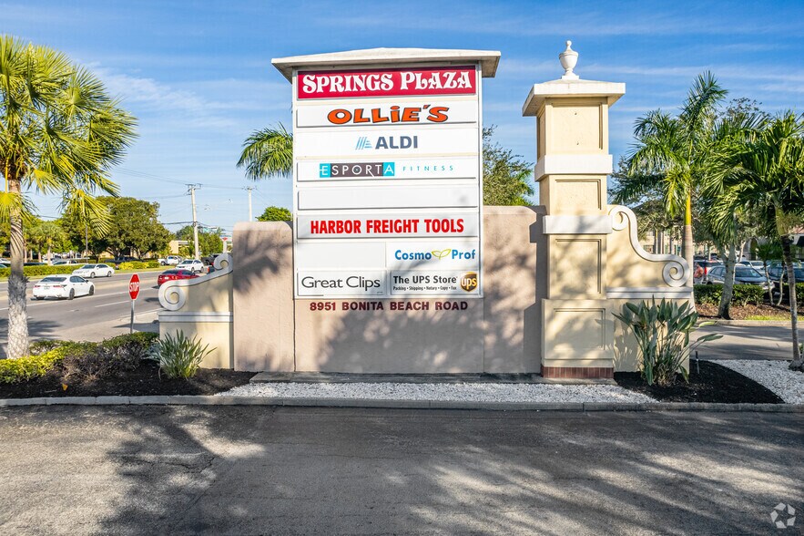 More Photos Of 8951 Bonita Beach Rd SE, Bonita Springs Restaurant For Lease