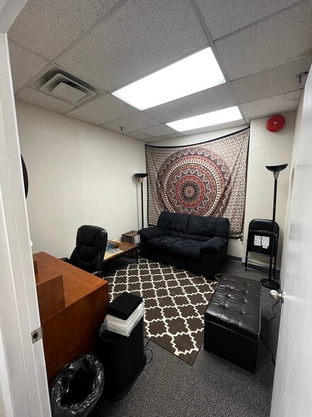 More Photos Of 720-748 Morris Tpke, Short Hills Unknown For Lease