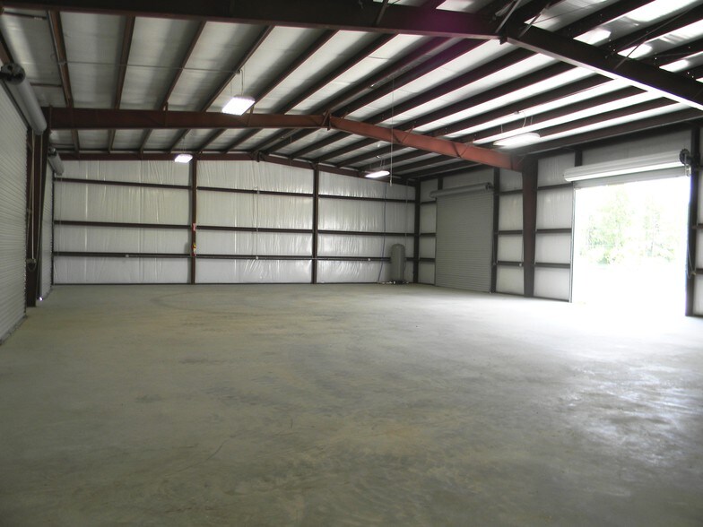 More Photos Of 18441 FM 362, Waller Light Distribution For Lease