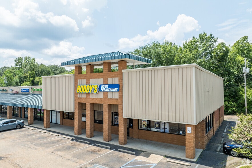 Primary Photo Of 1002-1074 E Peace St, Canton Unknown For Lease