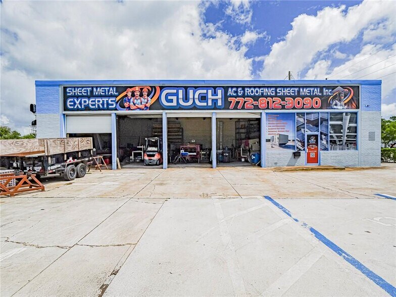 Primary Photo Of 415 US Highway 1, Vero Beach Freestanding For Sale