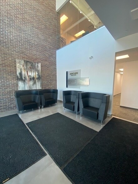 More Photos Of 70 Country Hills Land NW, Calgary Office For Lease