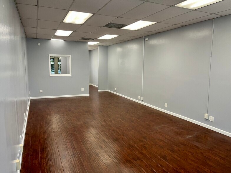 More Photos Of 8101-8139 W Manchester Ave, Playa Del Rey Unknown For Lease