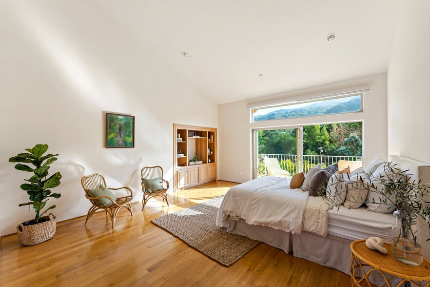 More Photos Of 2175 Cold Canyon Rd, Calabasas Assisted Living For Sale