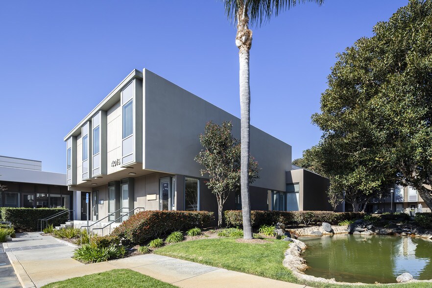 More Photos Of 4019 Westerly Pl, Newport Beach Office For Lease