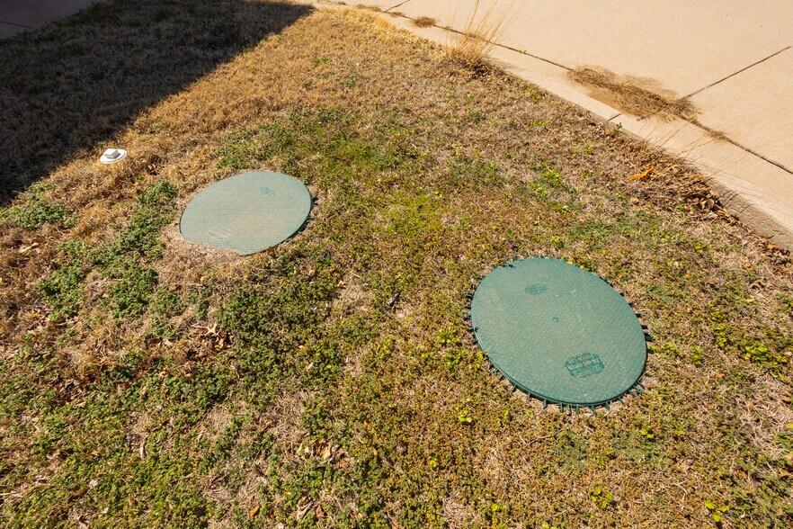 More Photos Of 1403 W 8th St, Wellington Fast Food For Sale