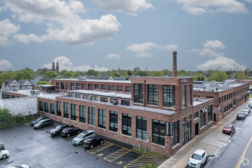 More Photos Of 155 Chandler St, Buffalo Coworking Space