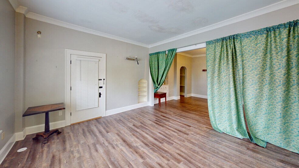 More Photos Of 140 W Front St, Perrysburg Office For Sale