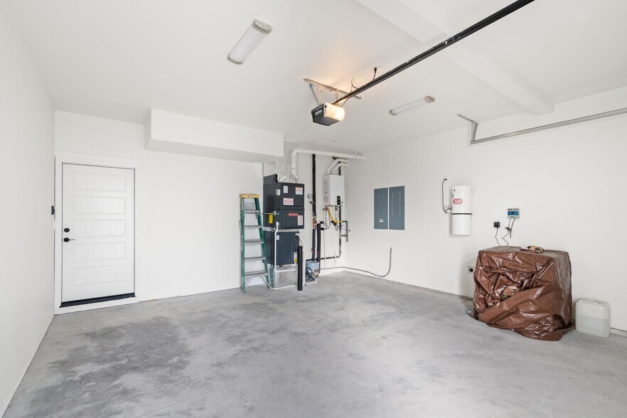 More Photos Of 1801 SE Brookwood Ave, Hillsboro Specialty For Sale