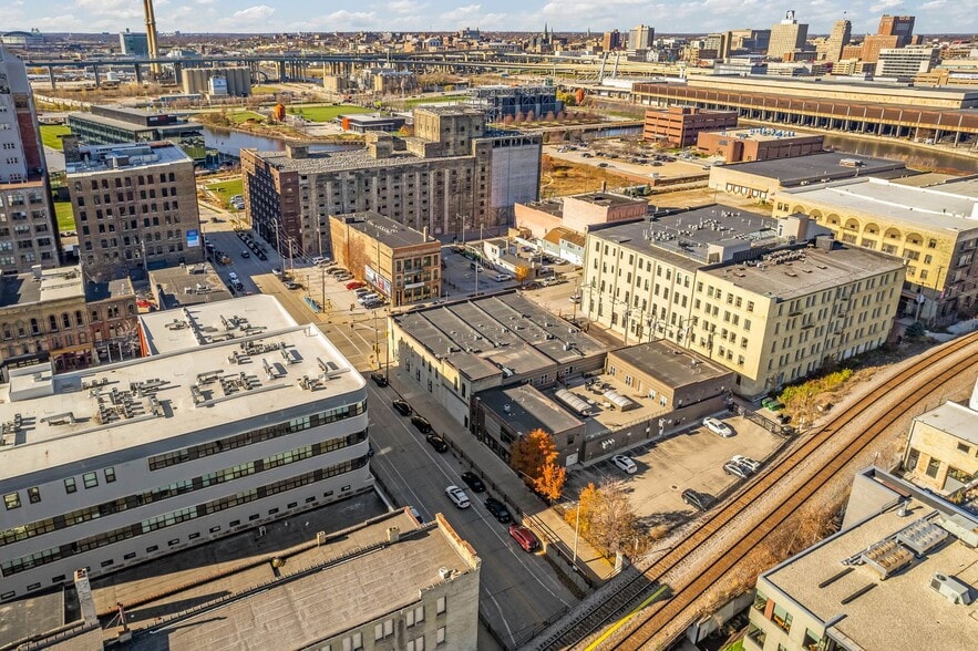 More Photos Of 184-196 S 2nd St, Milwaukee Apartments For Lease