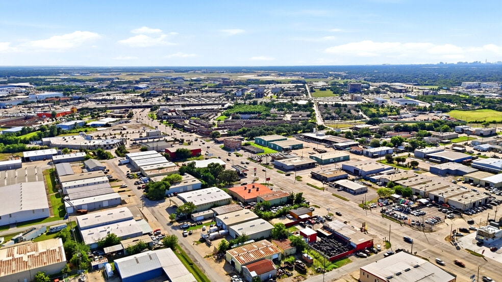 More Photos Of 1309 Illinois Ave, South Houston Warehouse For Sale