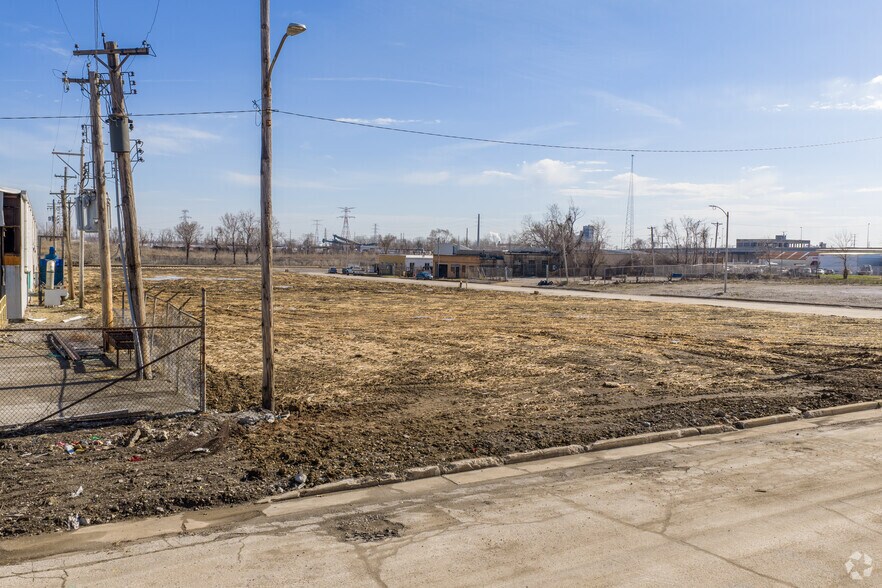 More Photos Of 601-650 E Red Bud Ave, Saint Louis Land For Lease