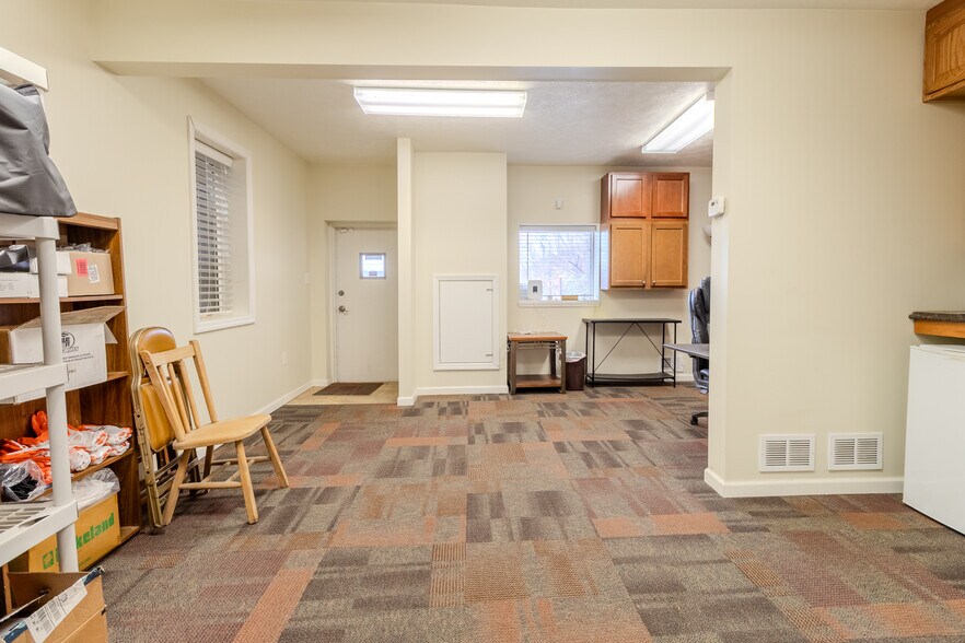 More Photos Of 204 Main St, East Pittsburgh Warehouse For Sale