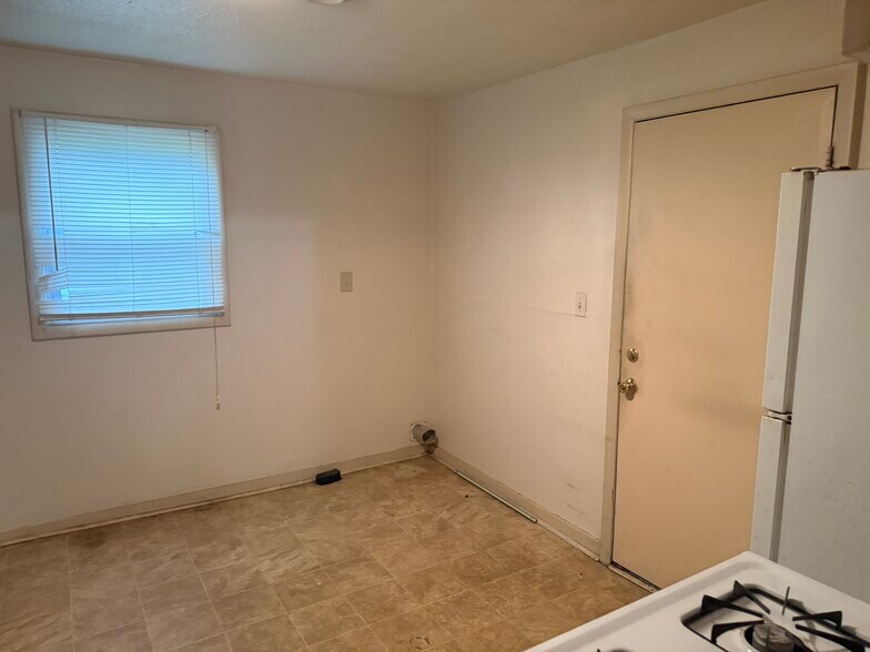 More Photos Of , Wichita Multifamily For Sale