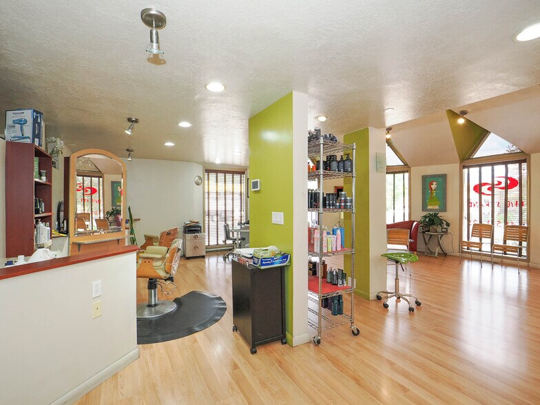 More Photos Of 1565 E 3900 S, Salt Lake City Office For Sale