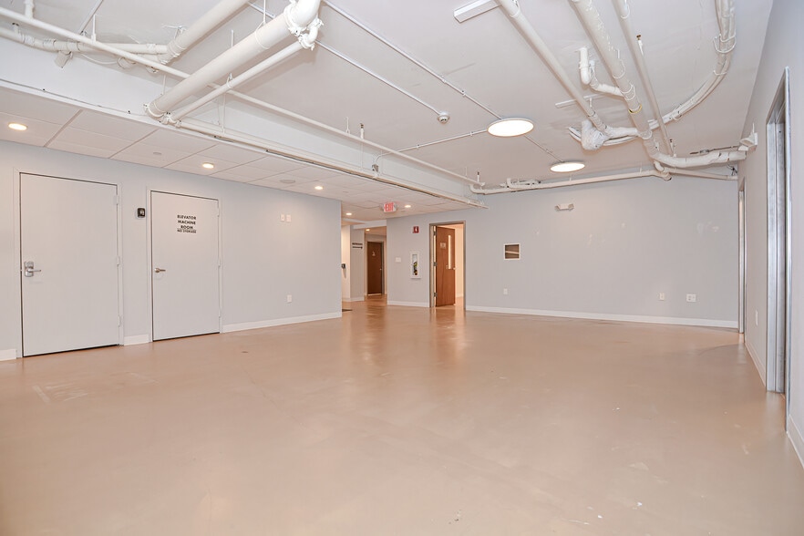 More Photos Of 24-28 High St, Medford Apartments For Lease