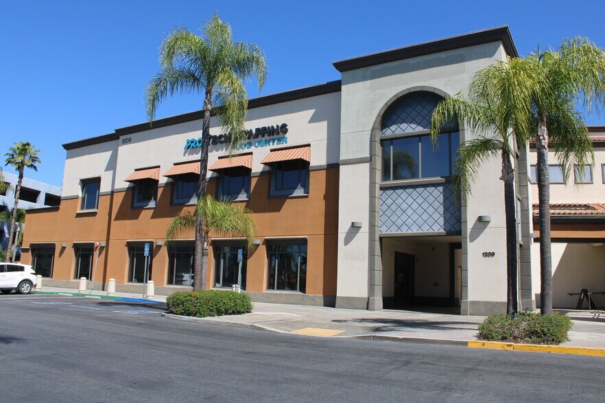Primary Photo Of 1209 University Ave, Riverside Office For Lease