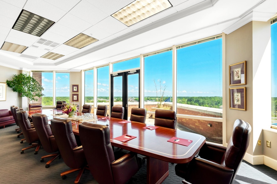 More Photos Of 1022 W 23rd St, Panama City Office Residential For Lease