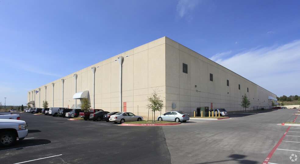 More Photos Of 8119 Exchange Dr, Austin Manufacturing For Lease