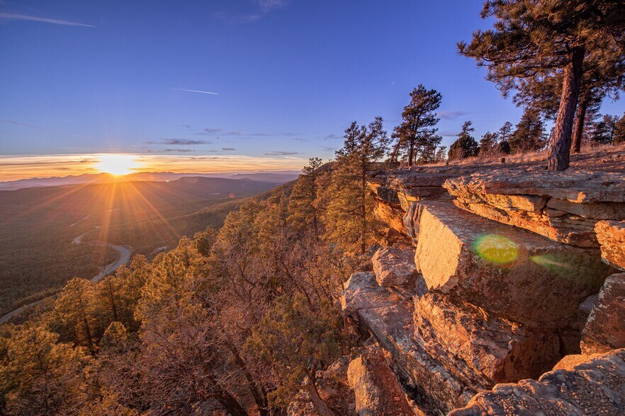 More Photos Of 1022 S Hunter Creek Dr, Payson Hotel For Sale