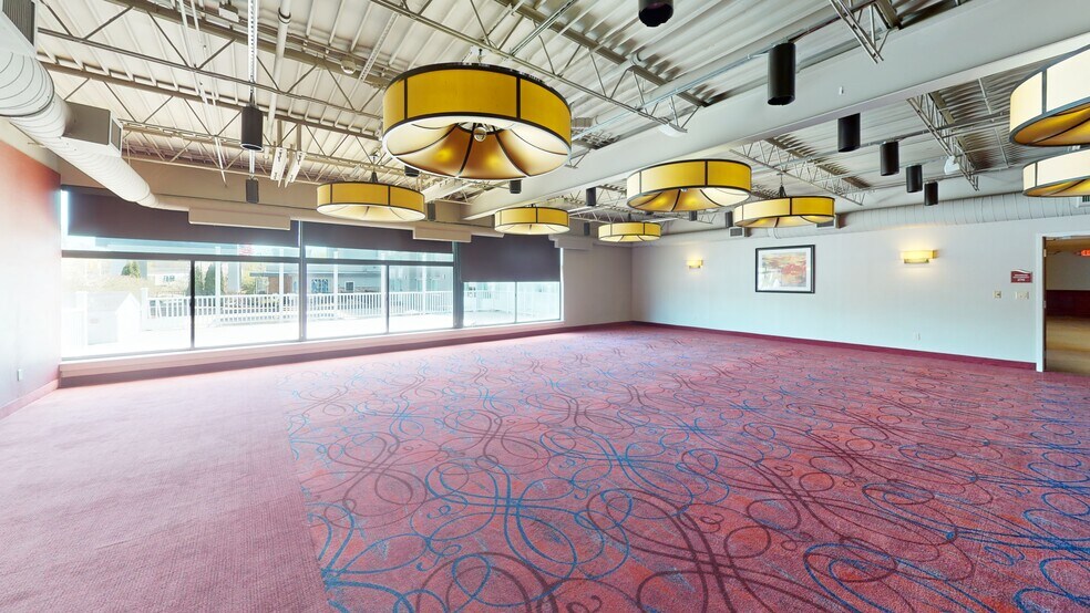 More Photos Of 21 Front St, Manchester Sports And Entertainment For Lease
