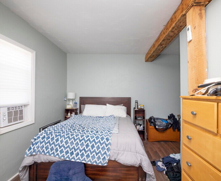 More Photos Of 121 Wood St, Middleborough Storefront Retail Residential For Sale