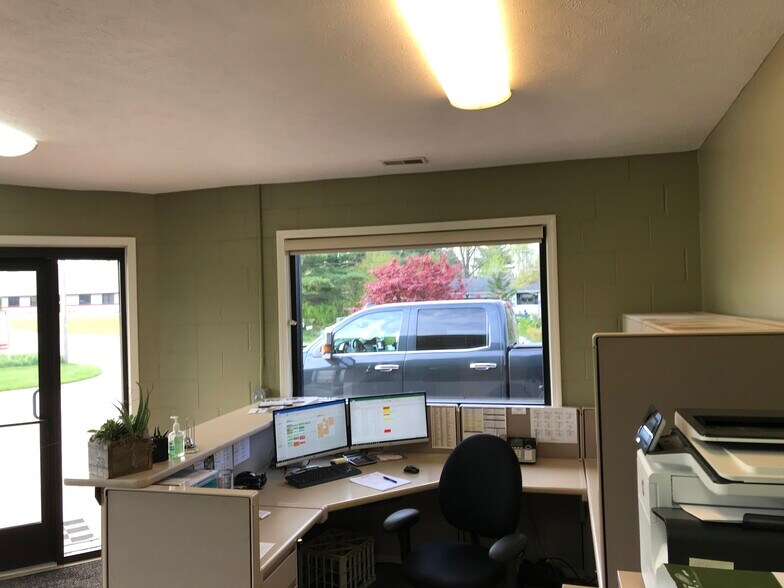 More Photos Of 395 100th St SW, Byron Center Industrial For Sale